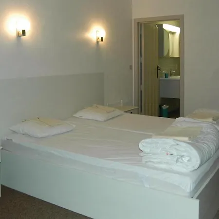 בית נופש Le Petit Saule *